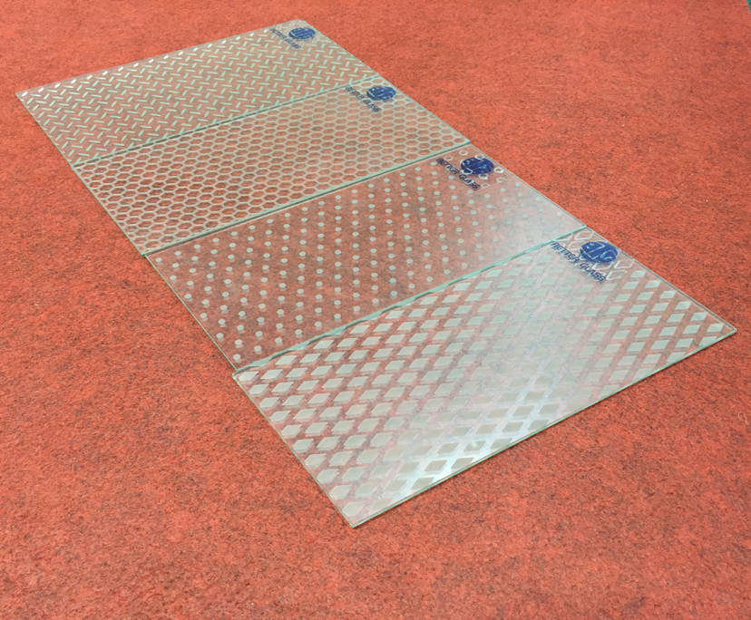 12mm+12mm+12mm anti slip laminated glass price 36mm non slip stair steps tempered glass,36mm anti slip stair step laminated glass