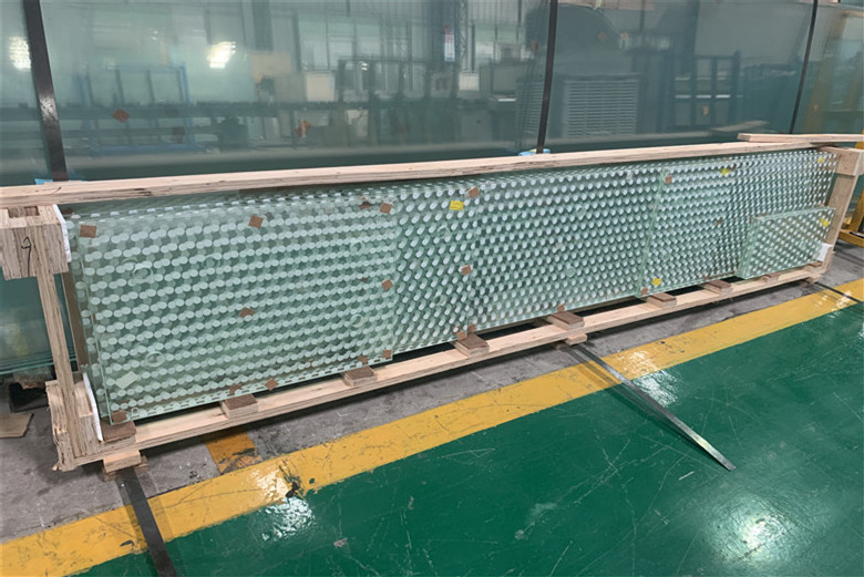 BTG high-quality building glass curtain wall clear tempered silk screen printing laminated glass China manufacturer