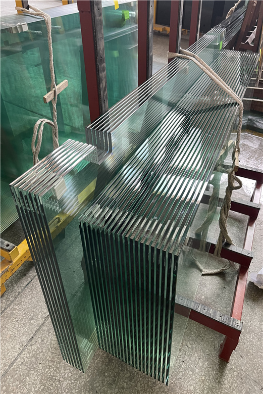 BTG GLASS-Samples Show