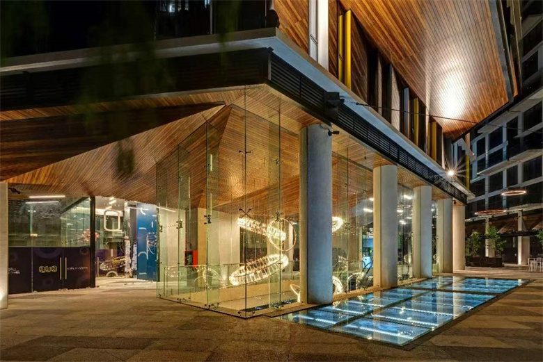 Nico Hotel In Republic of Guatemala-Better Glass Project