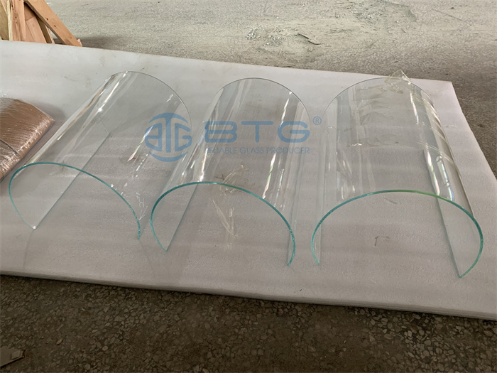 Exploring the Artistry and Functionality of Bent Glass