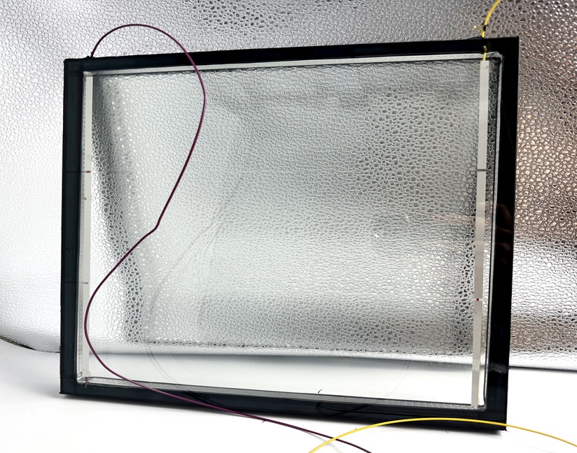 Electric heated glass can be used in bathrooms
