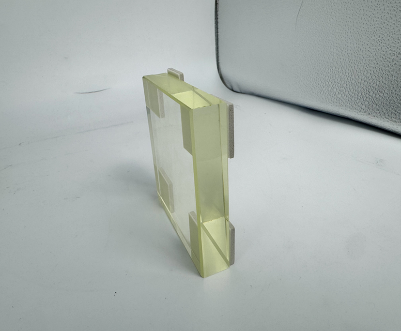 High borosilicate fireproof glass