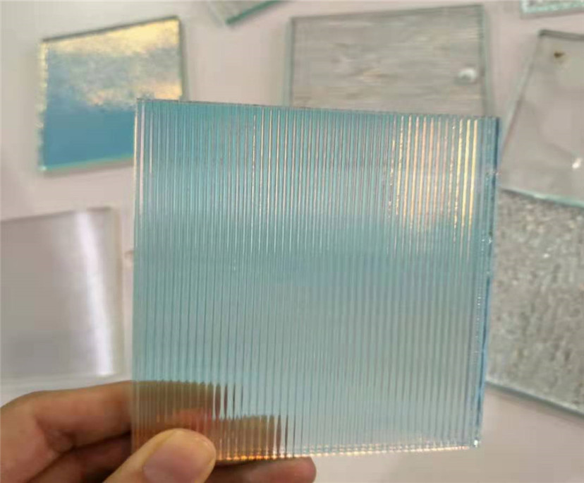 Interior decoration 8mm clear tinted tempered patterned glass china supplier