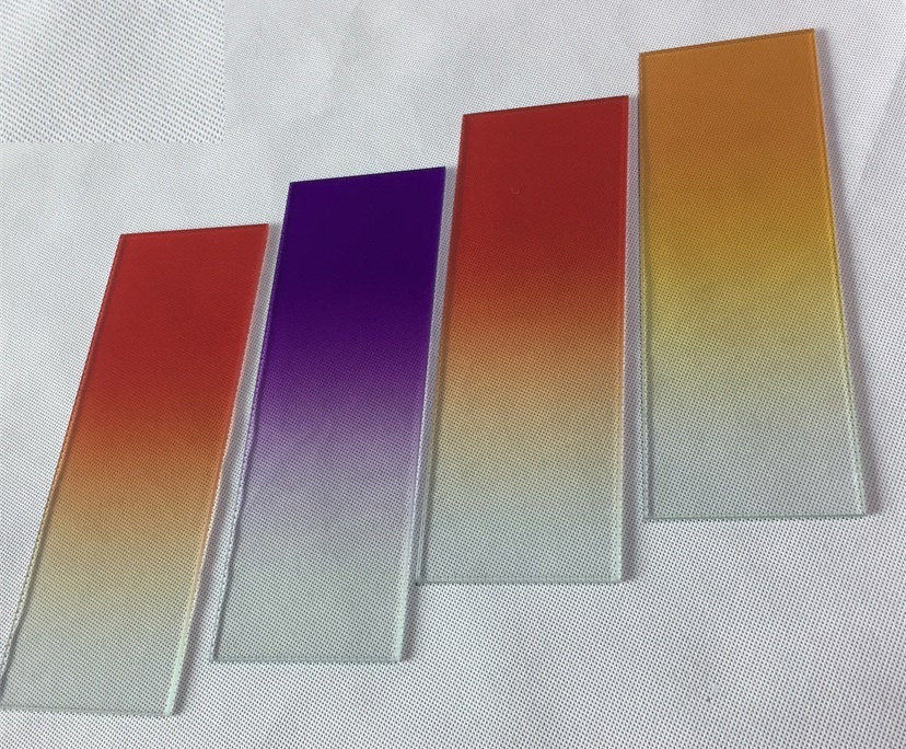 BTG 11.52mm colored gradient tempered laminated glass