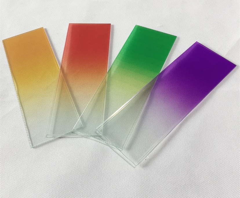 BTG 11.52mm colored gradient tempered laminated glass