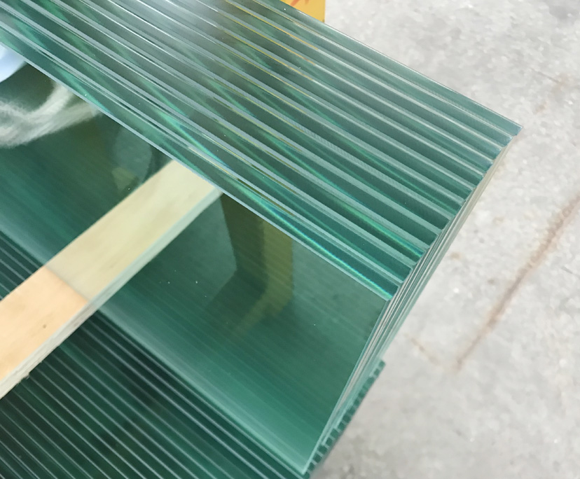 10mm clear toughened balustrade glass