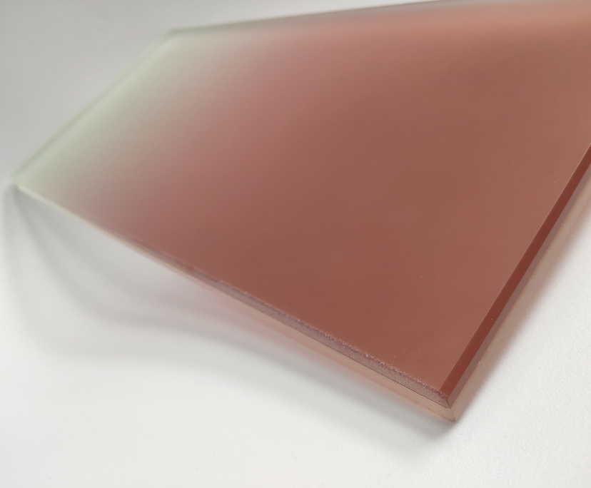 BTG customizable 11.52mm strengthened laminated gradient glass