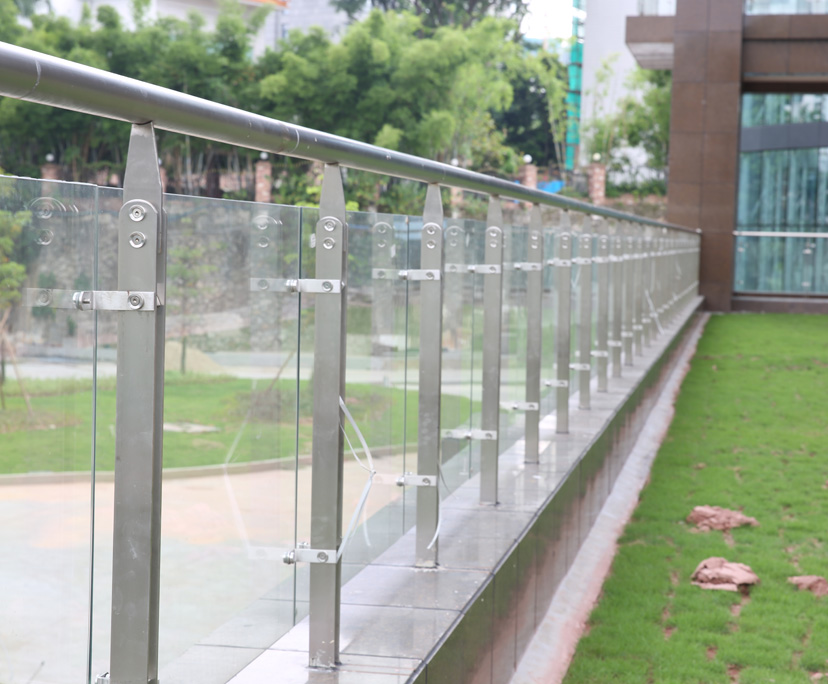 BTG factory 12mm clear toughened railing glass