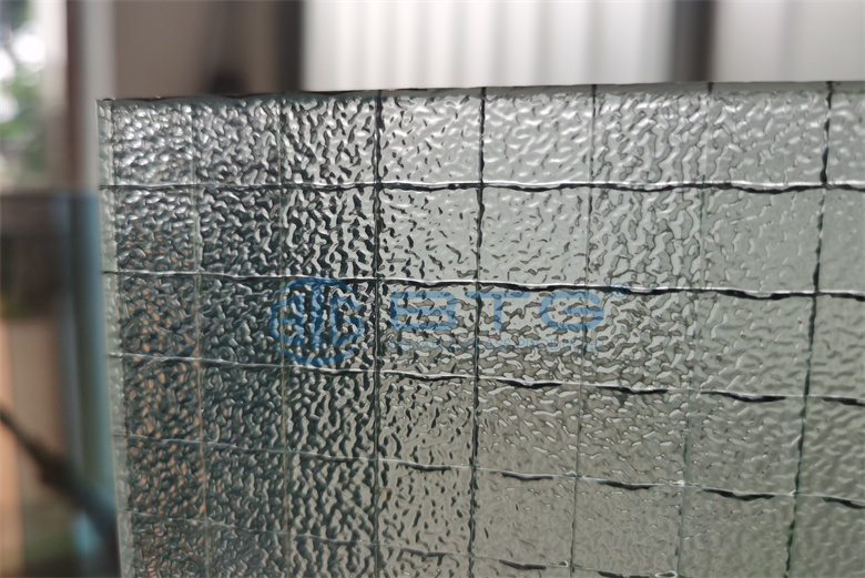 Discover the Strength and Durability of Wire Glass for Your Windows and Doors