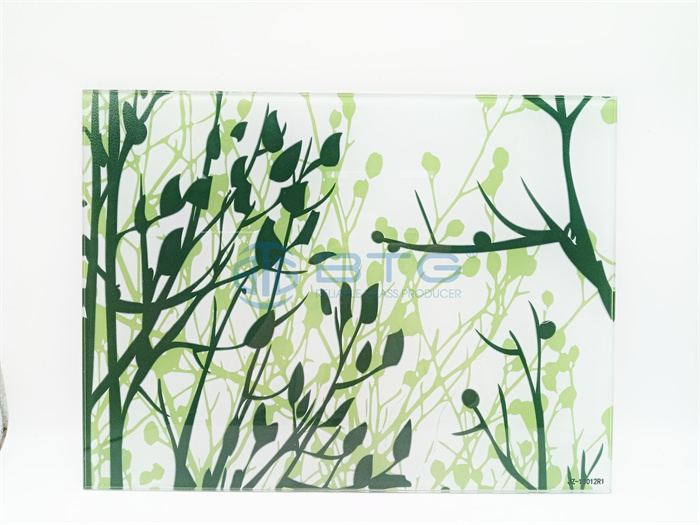 Unleash Your Creativity with Printed Glass: Endless Possibilities for Home Decor