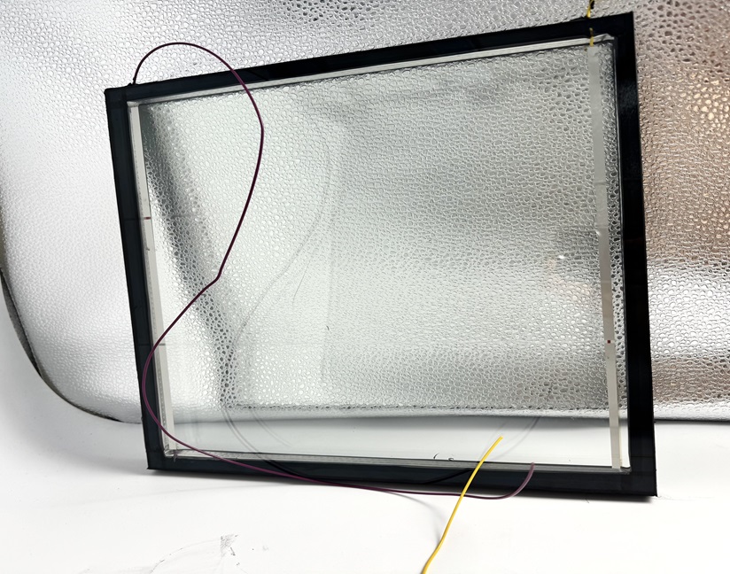 Electric heated glass can be used in bathrooms