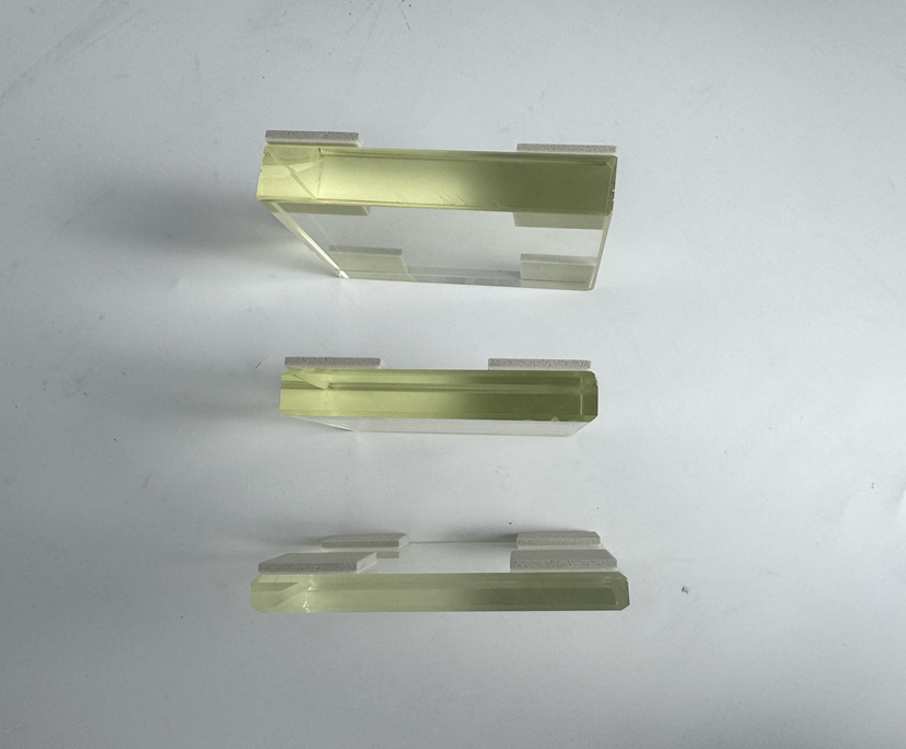 High borosilicate fireproof glass