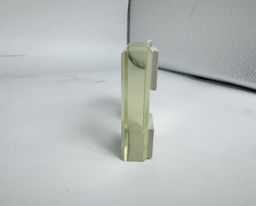 High borosilicate fireproof glass