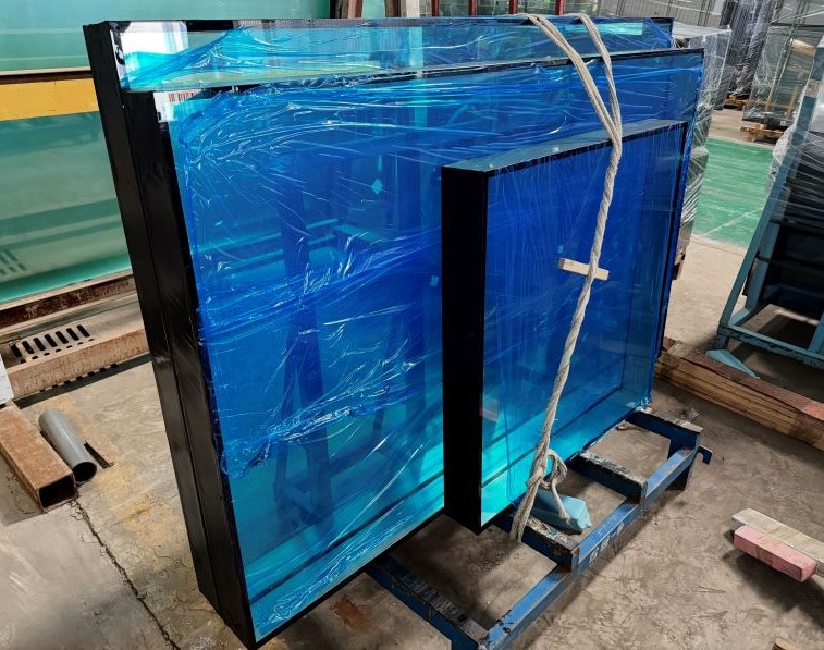 5mm clear tempered glass + 1.52PVB + 5mm clear tempered glass + 100A + 5mm clear tempered glass + 1.52PVB + 5mm clear tempered glass (with screen printing)
