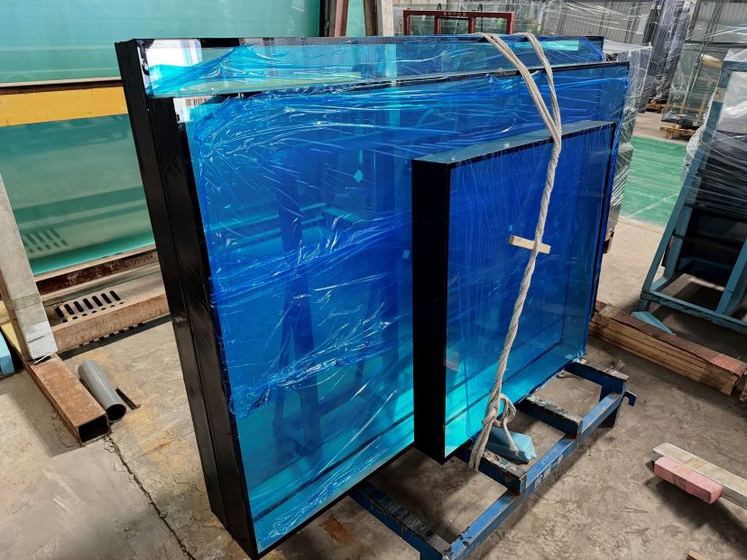 5mm clear tempered glass + 1.52PVB + 5mm clear tempered glass + 100A + 5mm clear tempered glass + 1.52PVB + 5mm clear tempered glass (with screen printing) 5mm clear tempered glass + 1.52PVB + 5mm clear tempered glass + 100A + 5mm clear tempered glass + 1.52PVB + 5mm clear tempered glass (with screen printing)